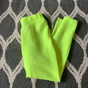 Neon yellow booty contour leggings
